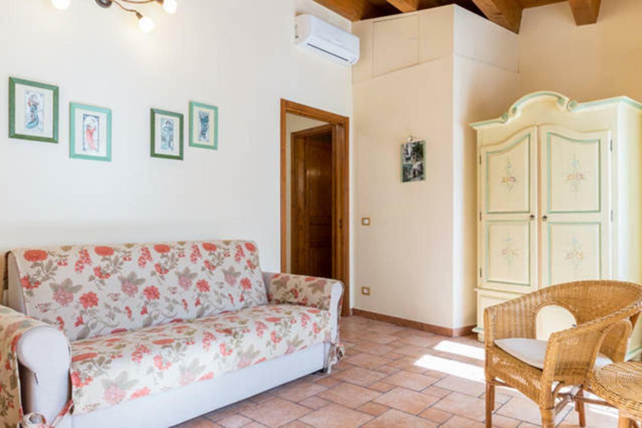 ラグーザ Residenze San Paoloヴィラ エクステリア 写真
